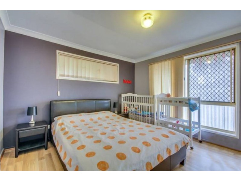 11 Warrigal Road, Runcorn QLD 4113