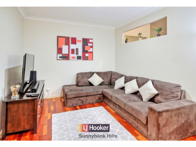 43 Larapinta Circuit, Parkinson QLD 4115