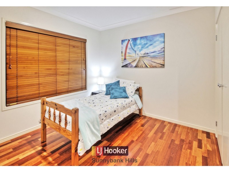 43 Larapinta Circuit, Parkinson QLD 4115