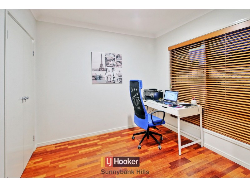 43 Larapinta Circuit, Parkinson QLD 4115