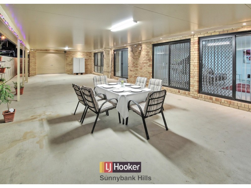 43 Larapinta Circuit, Parkinson QLD 4115