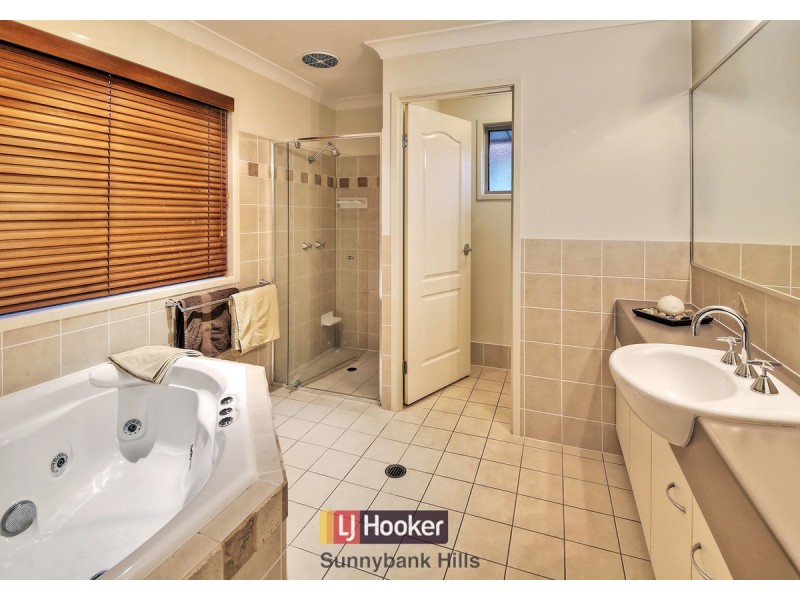 23 Scribbly Gum Street, Sunnybank Hills QLD 4109