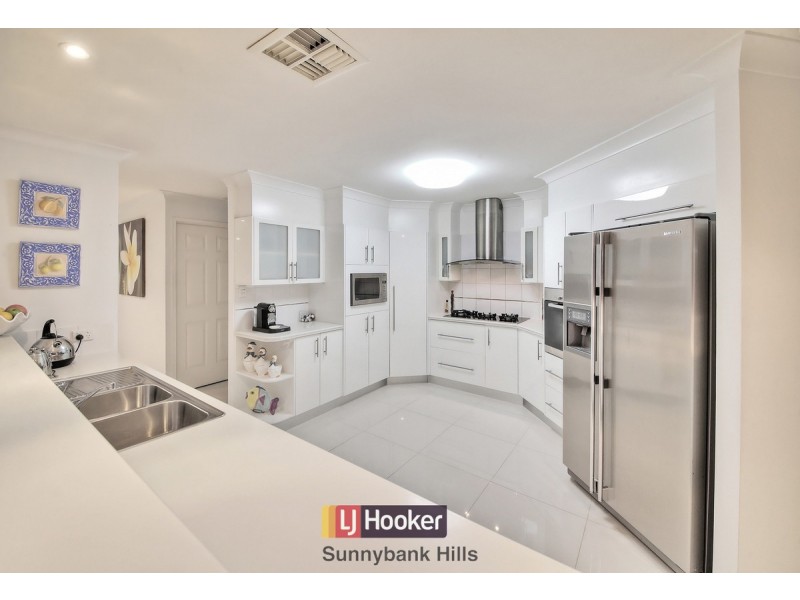 142 Kardella Street, Stretton QLD 4116