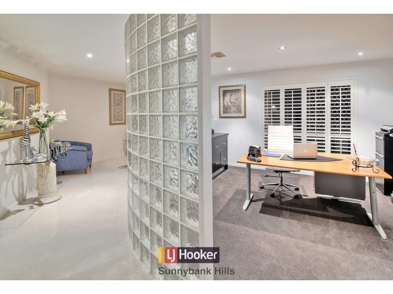 142 Kardella Street, Stretton QLD 4116