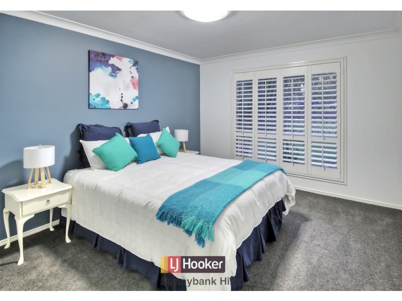 142 Kardella Street, Stretton QLD 4116