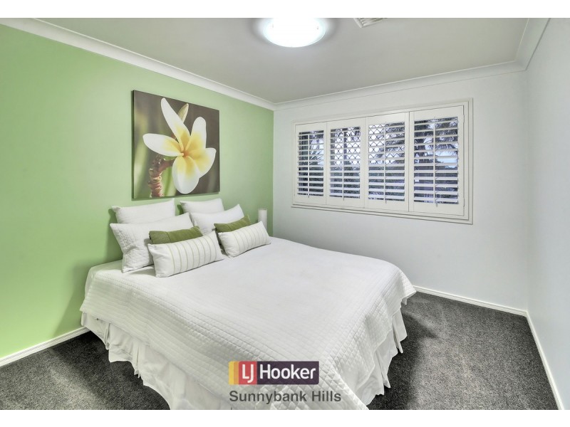 142 Kardella Street, Stretton QLD 4116