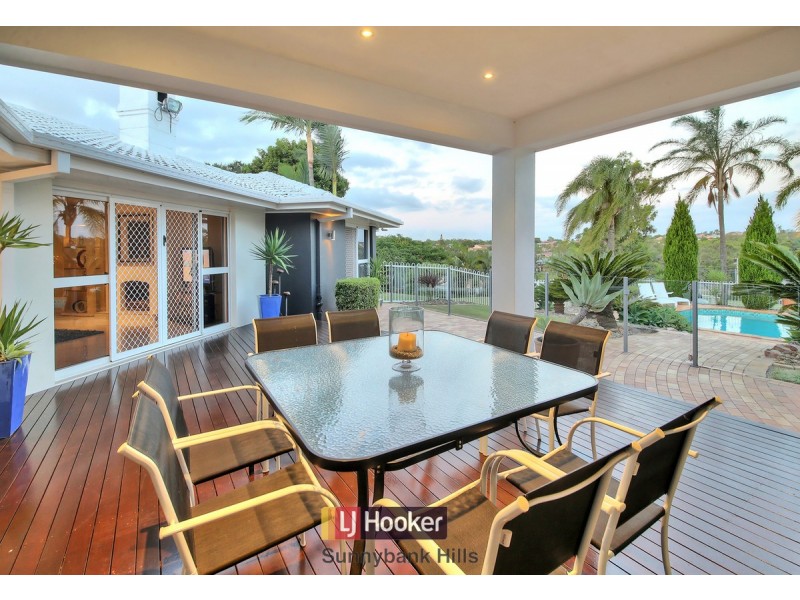 142 Kardella Street, Stretton QLD 4116