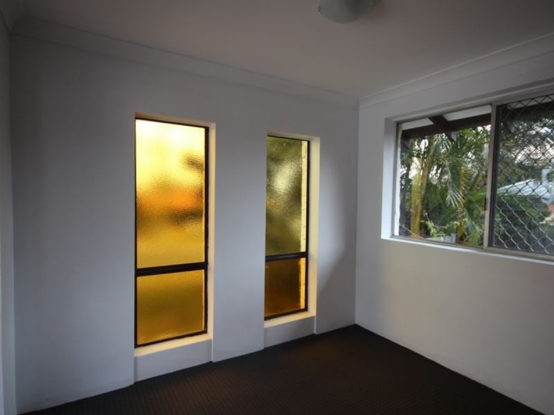 11 Saffron Street, Robertson QLD 4109