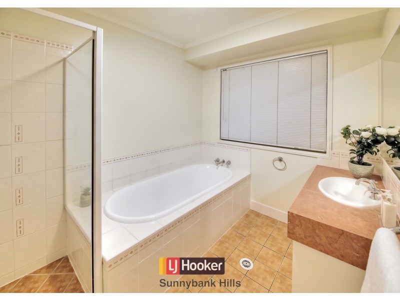 10 Leelaben Place, Eight Mile Plains QLD 4113