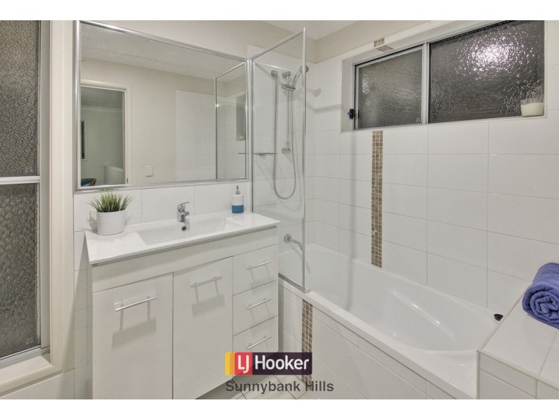 16/2 Diamantina Street, Calamvale QLD 4116