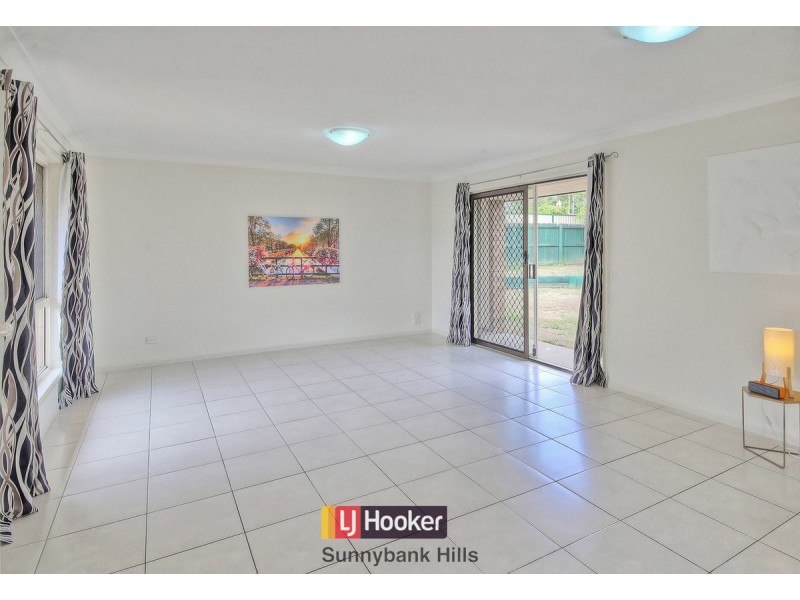 97 Federation Drive, Hillcrest QLD 4118