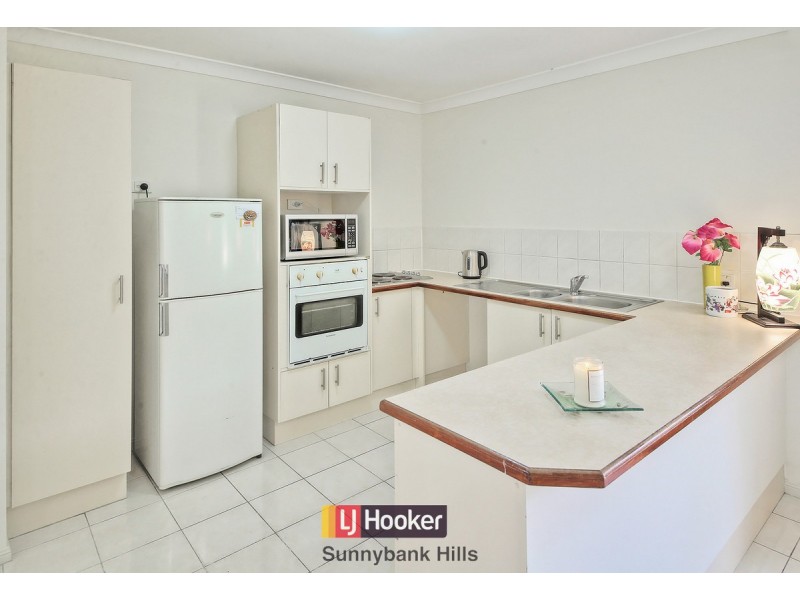 97 Federation Drive, Hillcrest QLD 4118