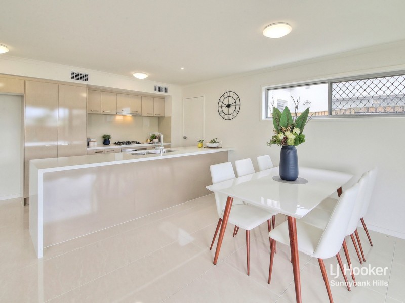 25 Silkyoak Street, Runcorn QLD 4113