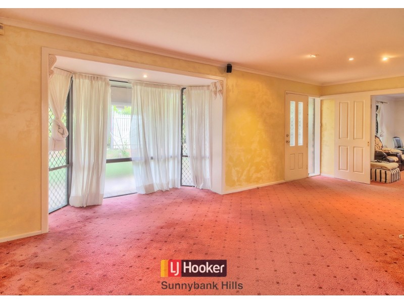 10 Kirstin Street, Eight Mile Plains QLD 4113