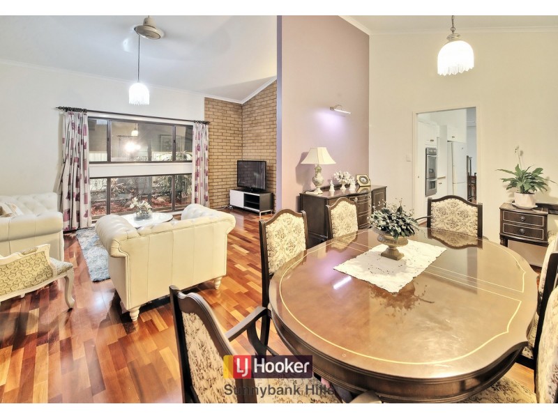 7 Brooklands Street, Eight Mile Plains QLD 4113