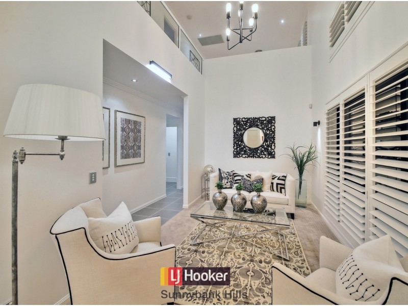 27 Brydon Street, Highgate Hill QLD 4101