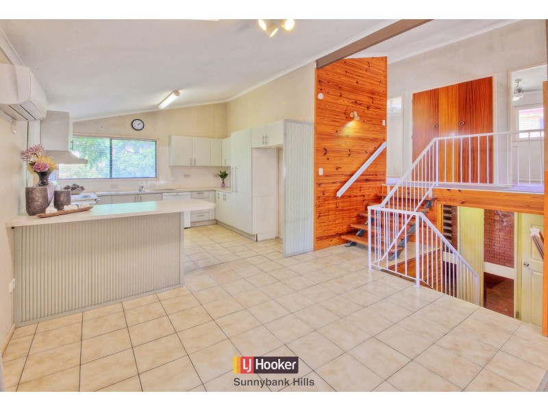 11 Nagle Street, Upper Mount Gravatt QLD 4122