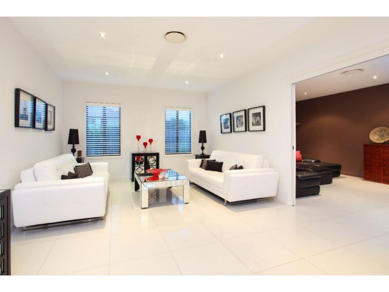 9 Highvale Street, Eight Mile Plains QLD 4113