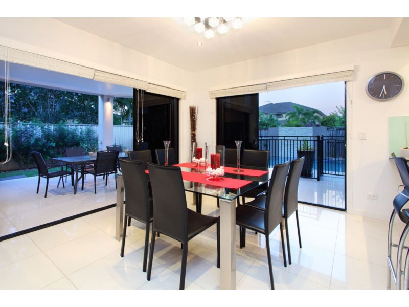 9 Highvale Street, Eight Mile Plains QLD 4113