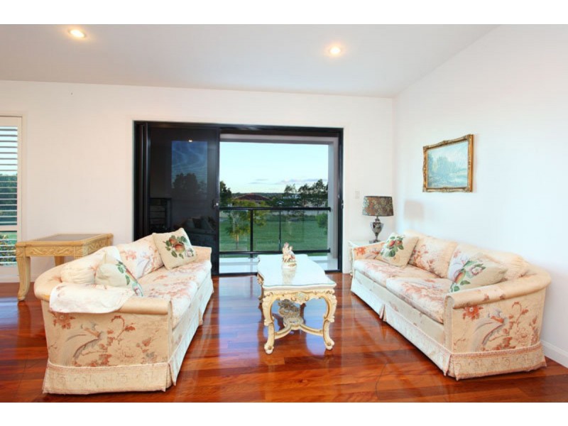 9 Highvale Street, Eight Mile Plains QLD 4113