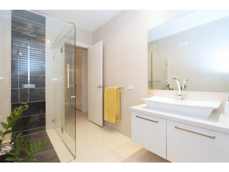 9 Highvale Street, Eight Mile Plains QLD 4113