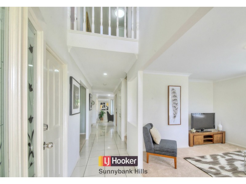 7 Karajini Crescent, Parkinson QLD 4115