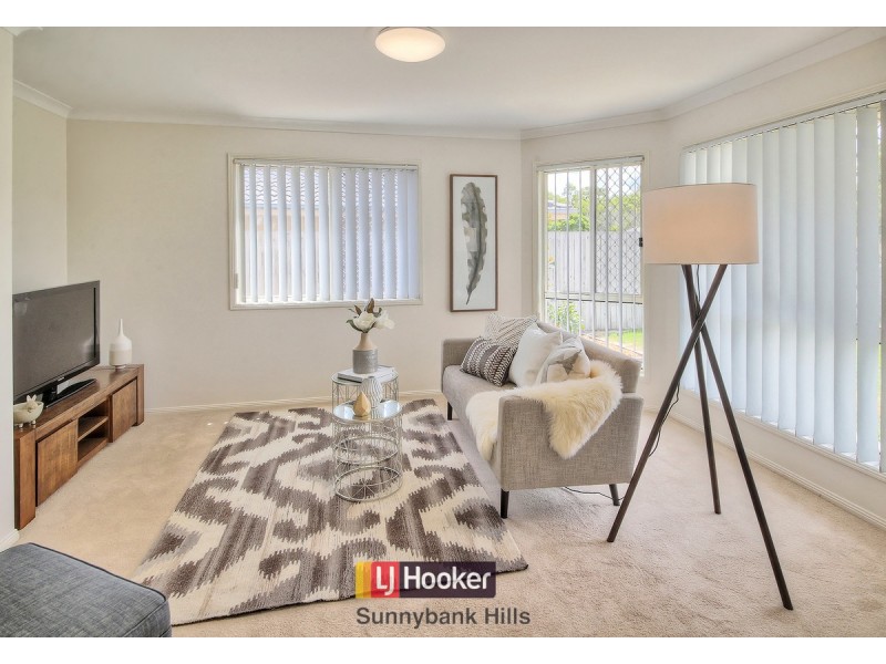 7 Karajini Crescent, Parkinson QLD 4115