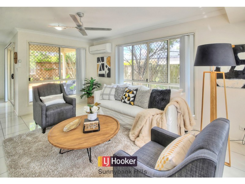 7 Karajini Crescent, Parkinson QLD 4115