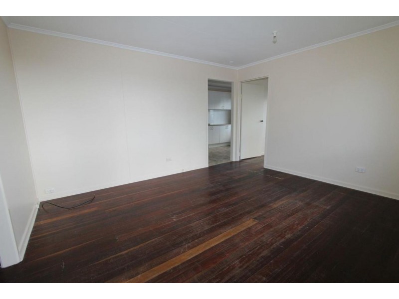 16 Henty Street, Woodridge QLD 4114