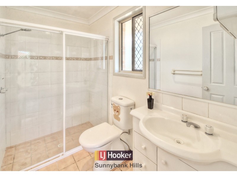 5 Borage Place, Calamvale QLD 4116