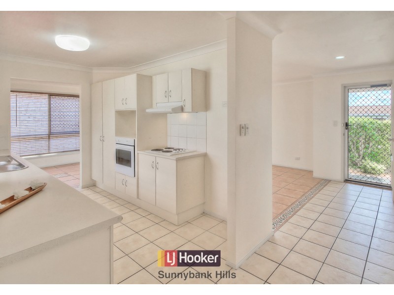 5 Borage Place, Calamvale QLD 4116