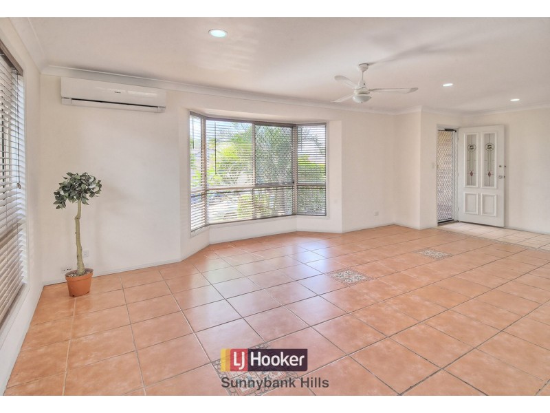 5 Borage Place, Calamvale QLD 4116