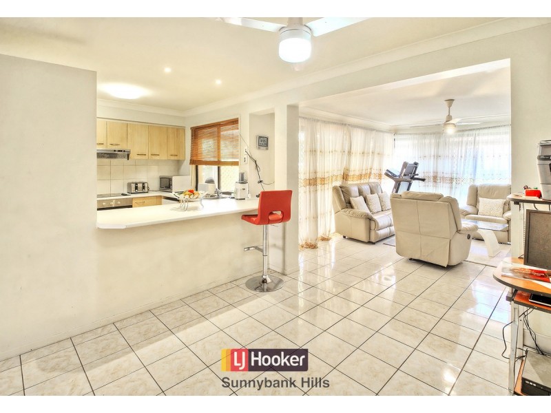 17 Rubicon Crescent, Kuraby QLD 4112