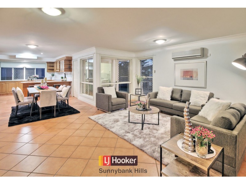 18 Colvillea Close, Stretton QLD 4116