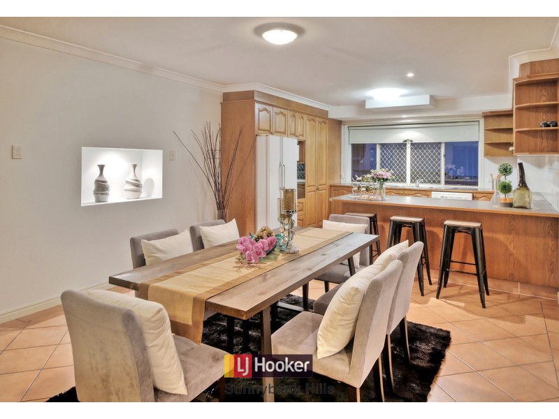 18 Colvillea Close, Stretton QLD 4116