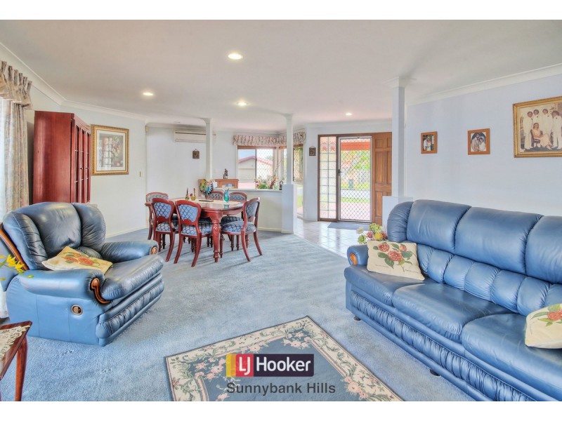 8 Gulubia Place, Calamvale QLD 4116
