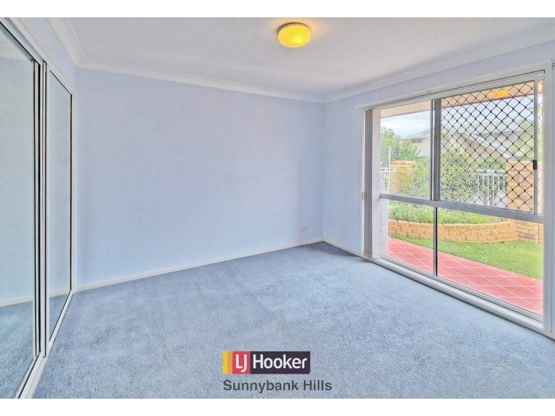8 Gulubia Place, Calamvale QLD 4116