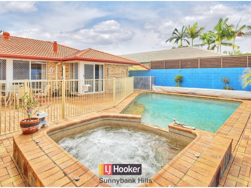 8 Gulubia Place, Calamvale QLD 4116