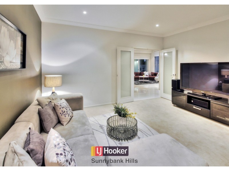 5 Trevi Close, Eight Mile Plains QLD 4113