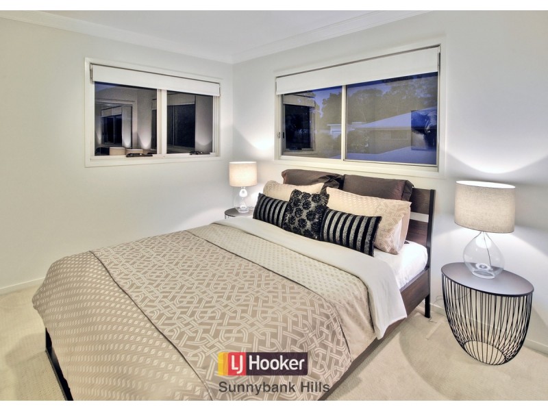 5 Trevi Close, Eight Mile Plains QLD 4113