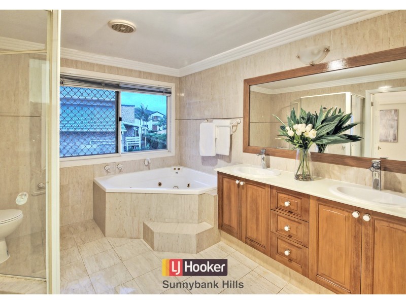 58 Bordeaux Street, Eight Mile Plains QLD 4113