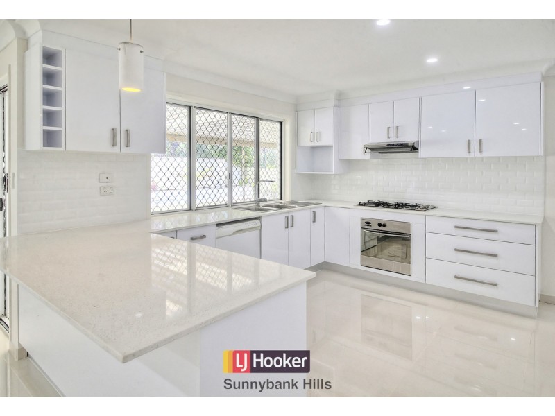 17 Gardenia Close, Stretton QLD 4116