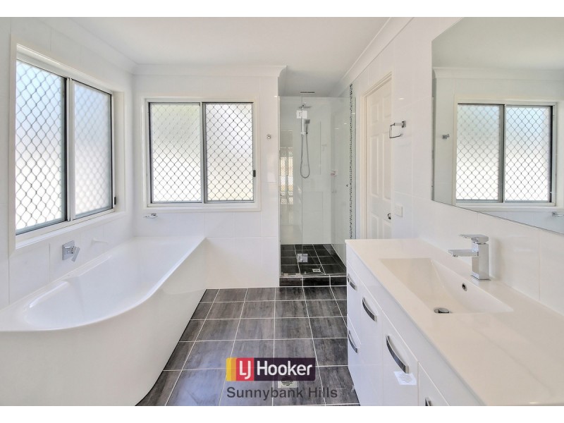 17 Gardenia Close, Stretton QLD 4116