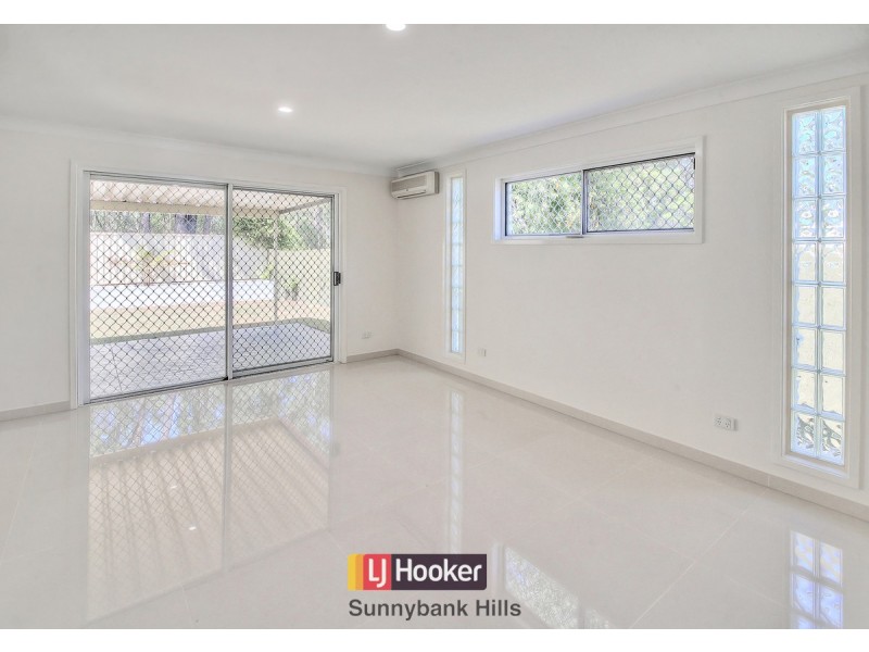 17 Gardenia Close, Stretton QLD 4116