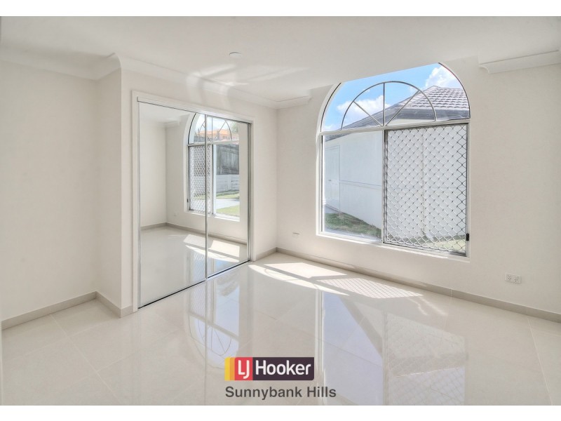 17 Gardenia Close, Stretton QLD 4116