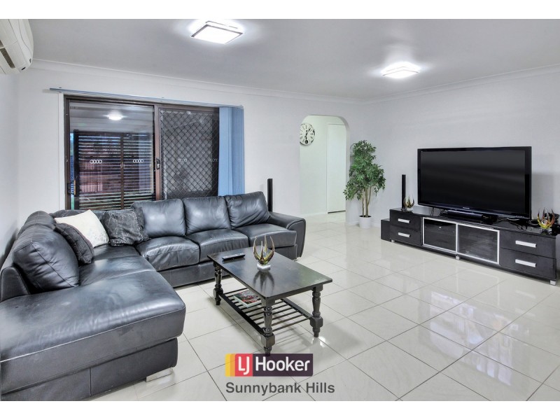 15 Leopardwood Street, Runcorn QLD 4113