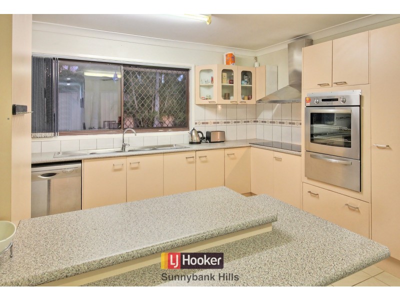 15 Leopardwood Street, Runcorn QLD 4113