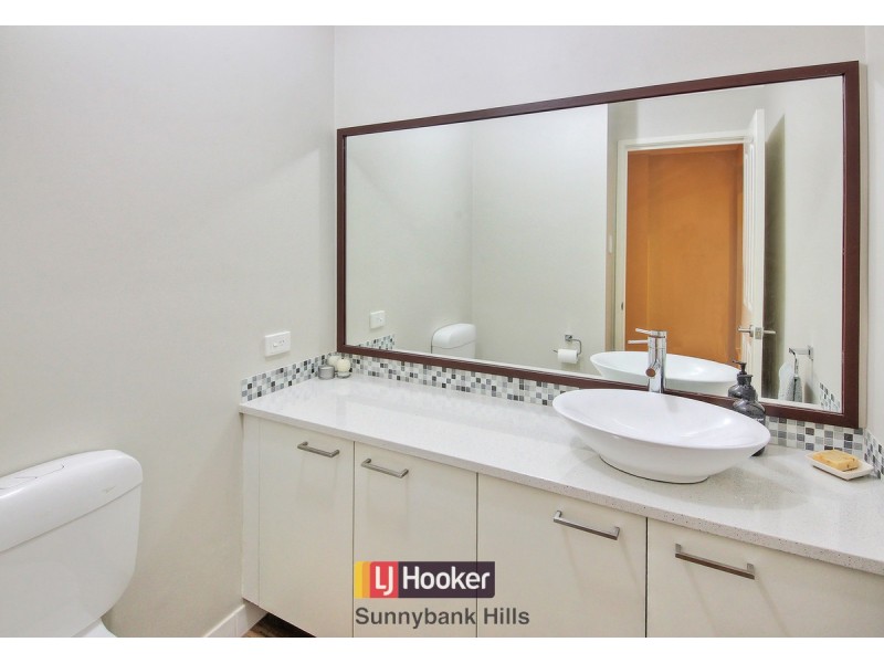 87 Greenways Esplanade, Parkinson QLD 4115