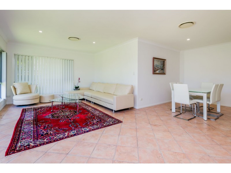 49 Chanel Crescent, Eight Mile Plains QLD 4113