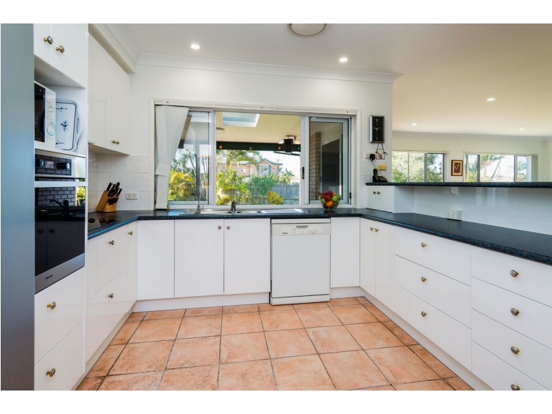 49 Chanel Crescent, Eight Mile Plains QLD 4113